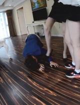 4412 ��������Ů������